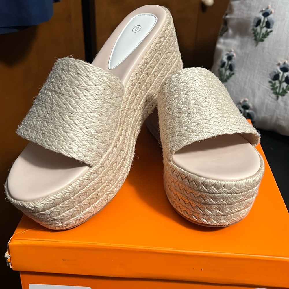 Wedges sandals